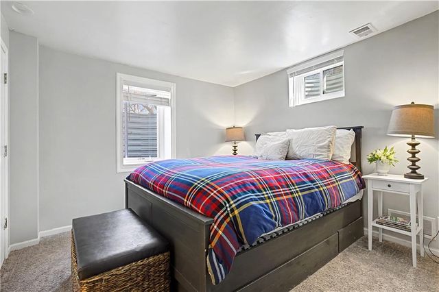 2711 W 73rd Terrace, Prairie Village, KS 66208