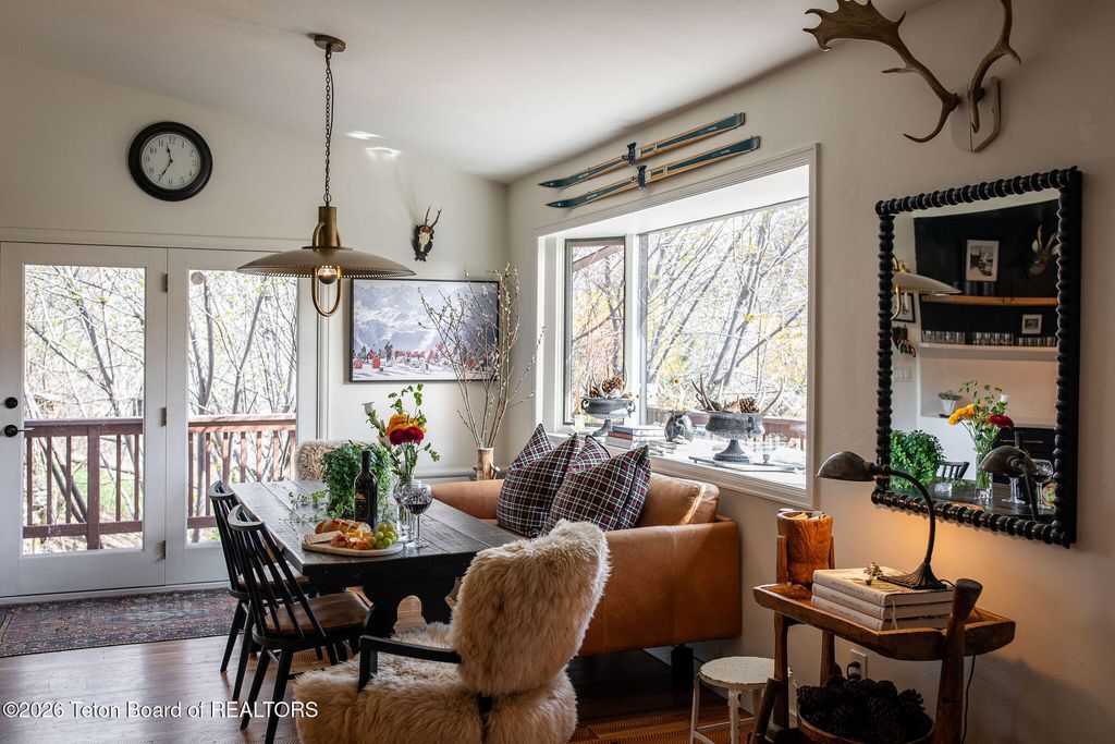 8855 RIVERFRONT Drive, Jackson, WY 83001 photo 10