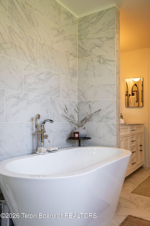 8855 RIVERFRONT Drive, Jackson, WY 83001 photo 15