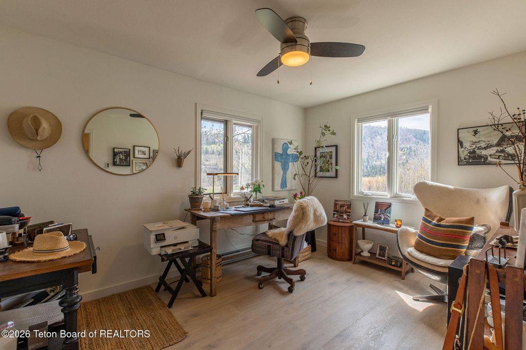 8855 RIVERFRONT Drive, Jackson, WY 83001 photo 18