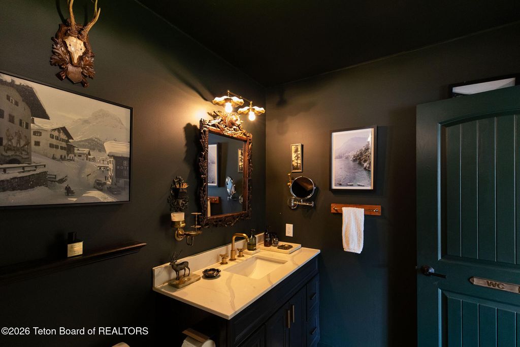 8855 RIVERFRONT Drive, Jackson, WY 83001 photo 21