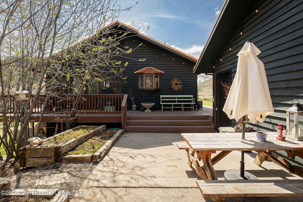 8855 RIVERFRONT Drive, Jackson, WY 83001 photo 36