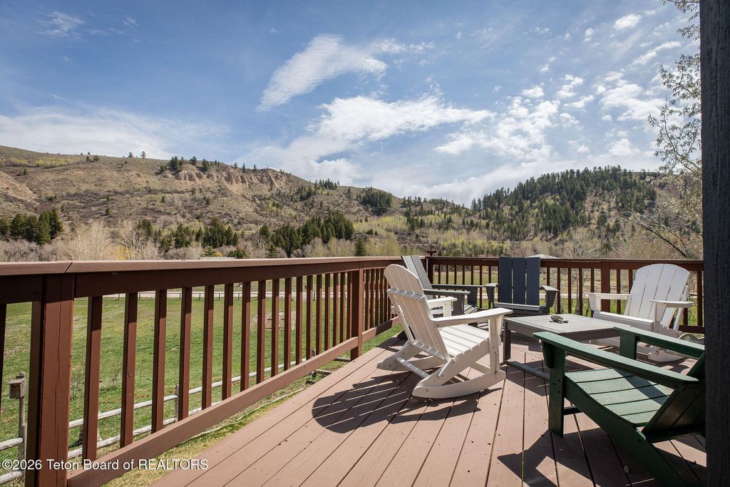 8855 RIVERFRONT Drive, Jackson, WY 83001 photo 37