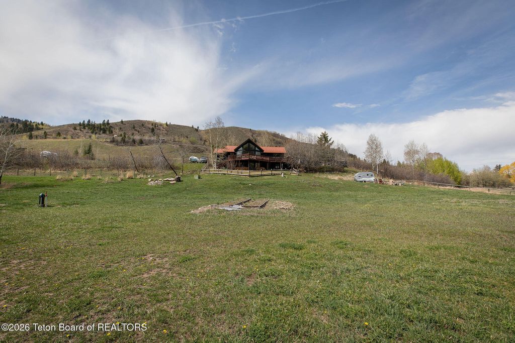 8855 RIVERFRONT Drive, Jackson, WY 83001 photo 40