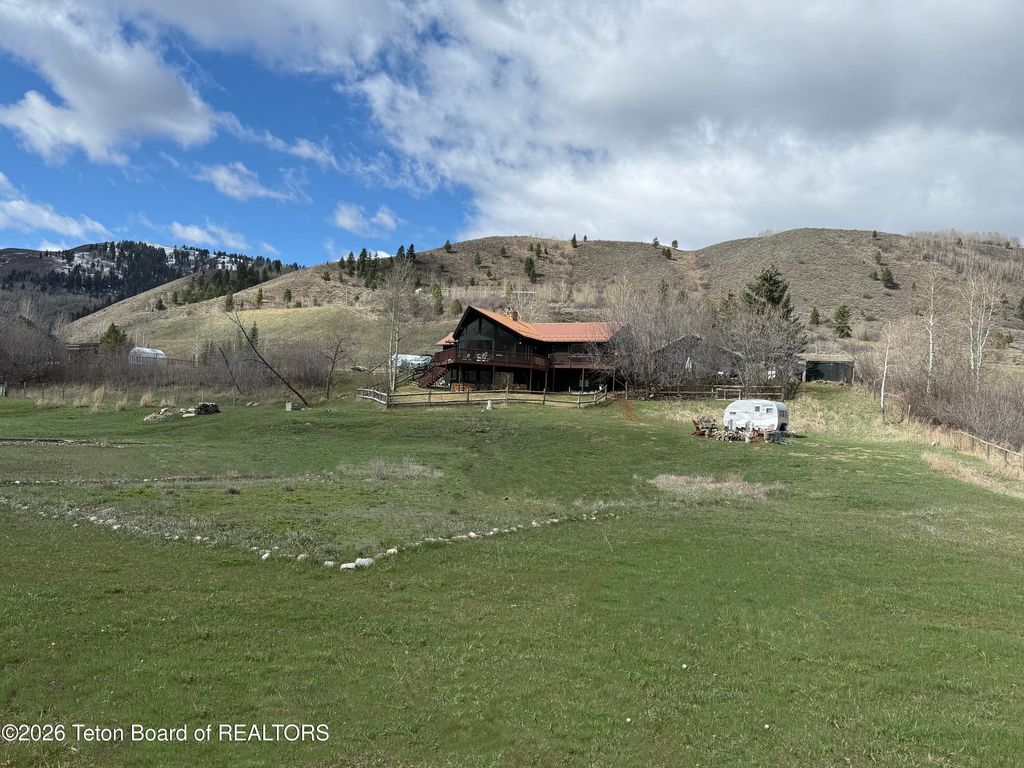 8855 RIVERFRONT Drive, Jackson, WY 83001 photo 43