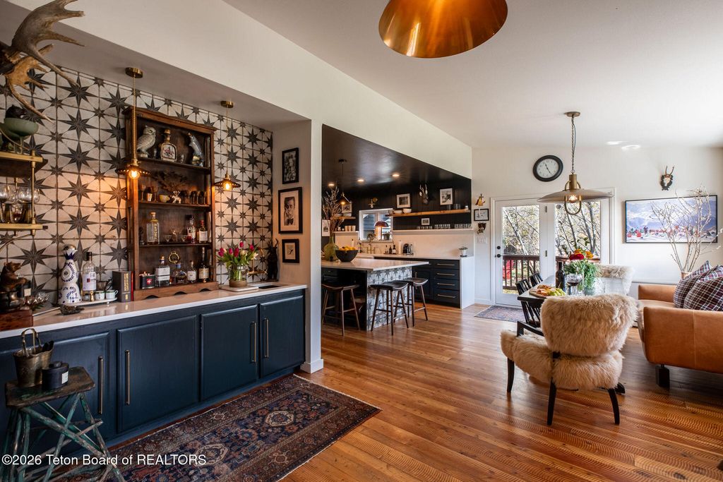 8855 RIVERFRONT Drive, Jackson, WY 83001 photo 5