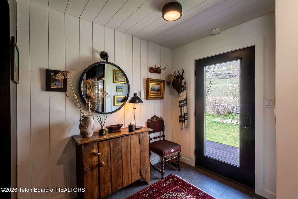 8855 RIVERFRONT Drive, Jackson, WY 83001 photo 8