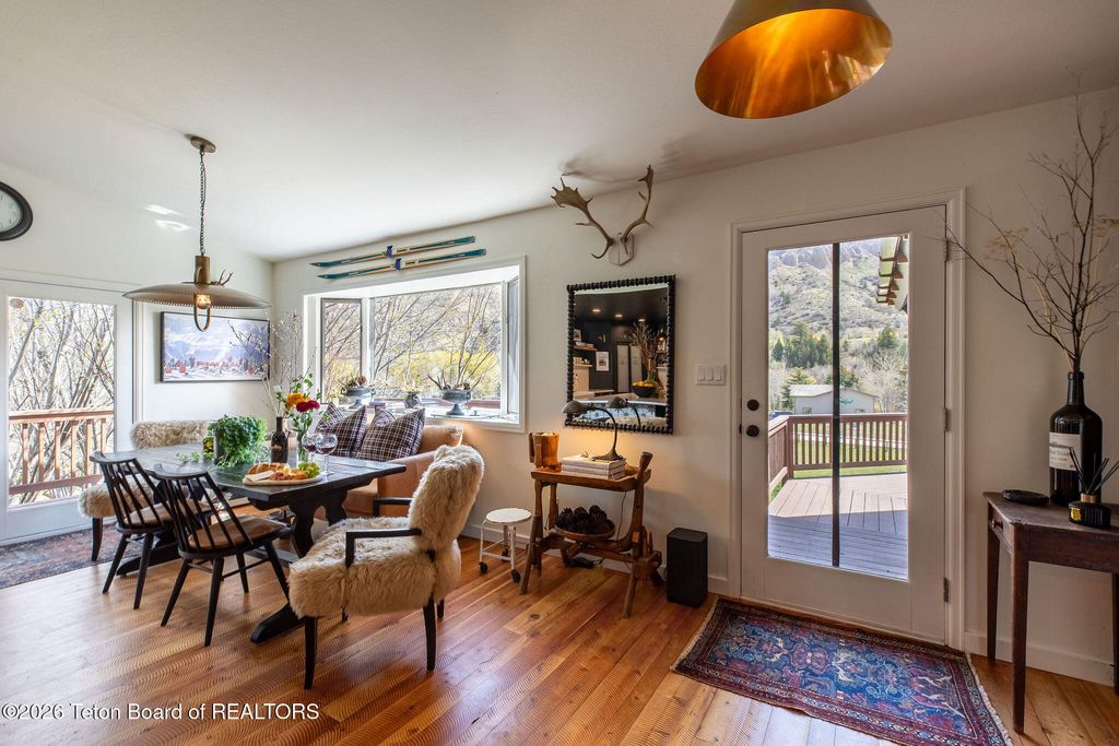 8855 RIVERFRONT Drive, Jackson, WY 83001 photo 9