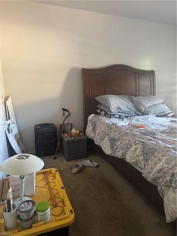 1651 Darren CIR, Portsmouth, VA 23701