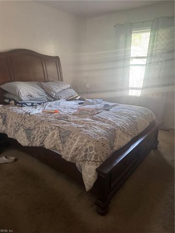 1651 Darren CIR, Portsmouth, VA 23701