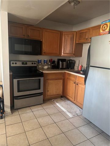1651 Darren CIR, Portsmouth, VA 23701
