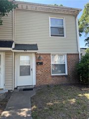 1651 Darren CIR, Portsmouth, VA 23701