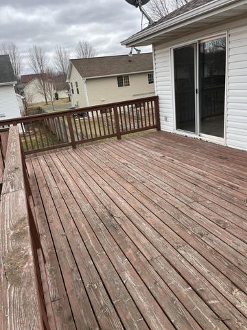 833 S Walnut Street, Belle Plaine, MN 56011