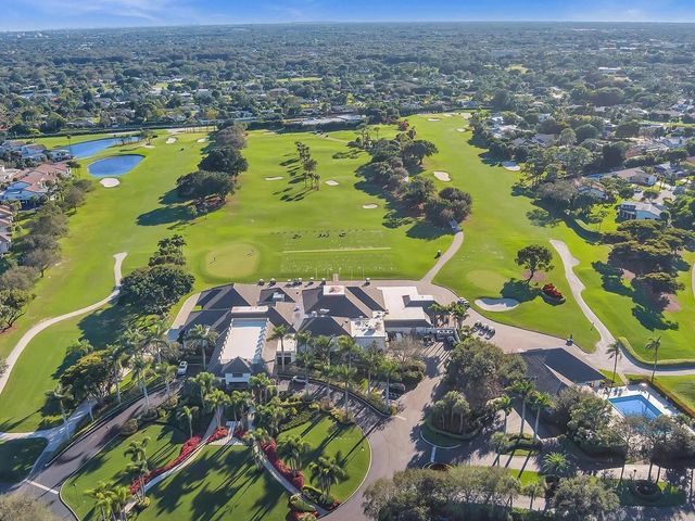4989 Pineview Circle, Delray Beach, FL 33445