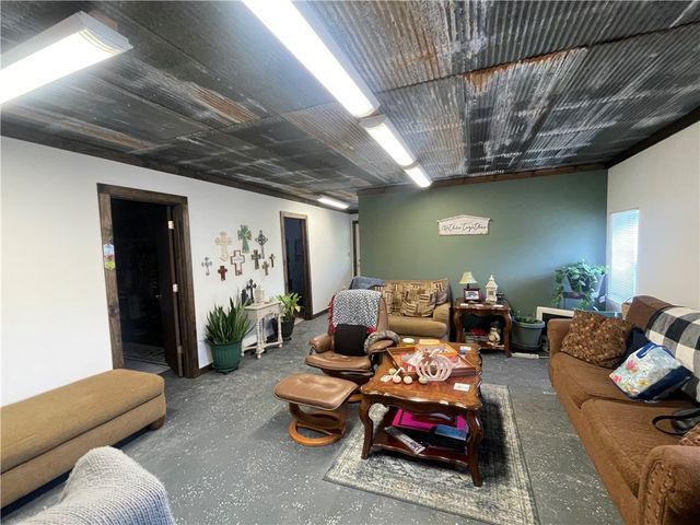 188 CR3503, Clarksville, AR 72830