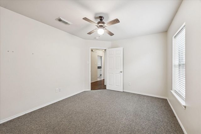 11914 White Water Bay Drive, Pearland, TX 77584