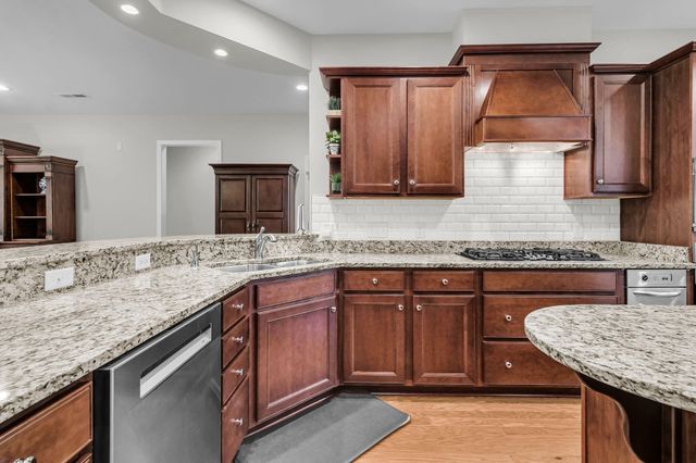 313 Waterlily Way, Summerville, SC 29486