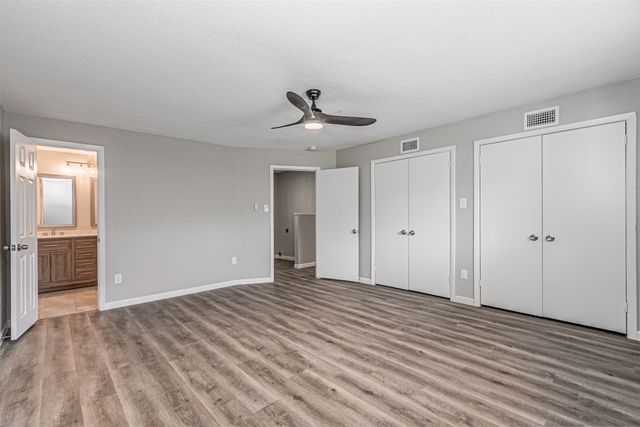 1160 Harrison Lane, Hurst, TX 76053