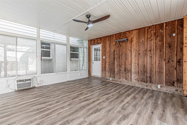 1160 Harrison Lane, Hurst, TX 76053