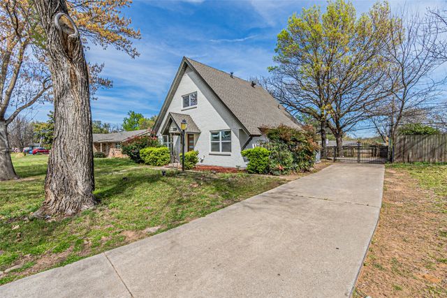 1160 Harrison Lane, Hurst, TX 76053