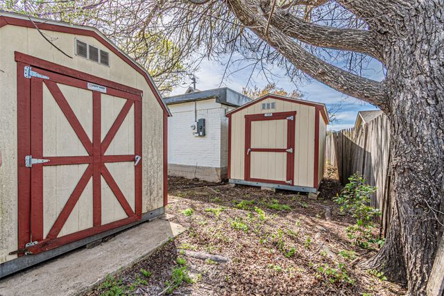 1160 Harrison Lane, Hurst, TX 76053