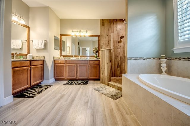 2412 Ashbury CIR, Cape Coral, FL 33991