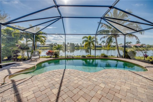 2412 Ashbury CIR, Cape Coral, FL 33991