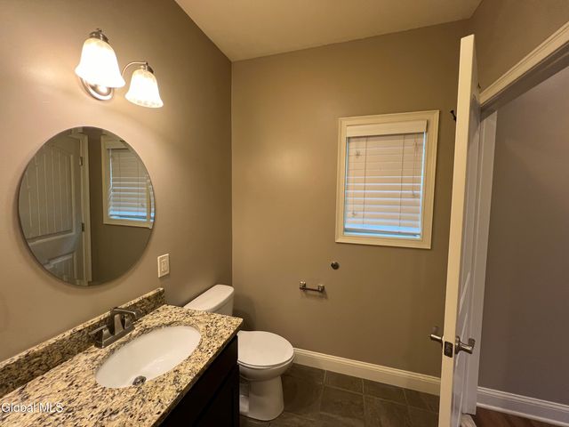 48 Bavarian Way 55, Guilderland, NY 12009