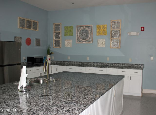 48 Bavarian Way 55, Guilderland, NY 12009