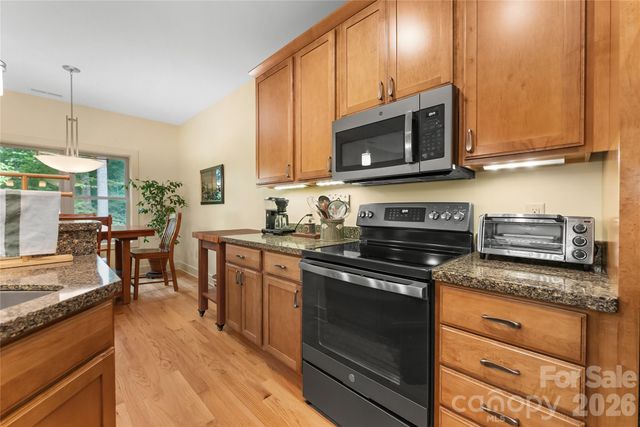 45 Sunset Drive, Swannanoa, NC 28778