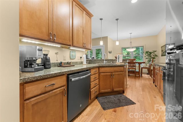 45 Sunset Drive, Swannanoa, NC 28778