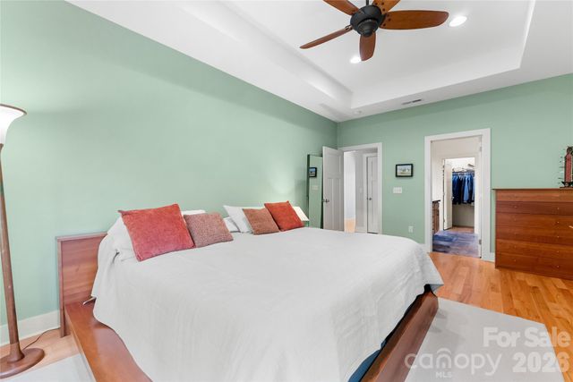 45 Sunset Drive, Swannanoa, NC 28778