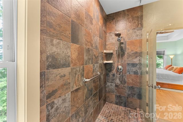 45 Sunset Drive, Swannanoa, NC 28778