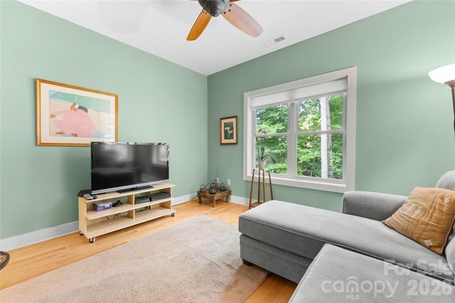 45 Sunset Drive, Swannanoa, NC 28778