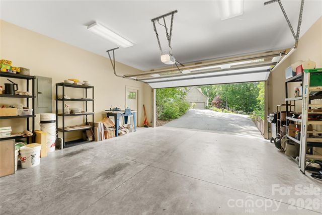 45 Sunset Drive, Swannanoa, NC 28778