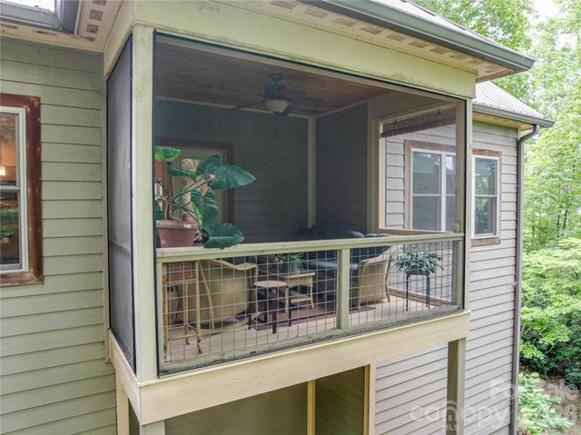 45 Sunset Drive, Swannanoa, NC 28778