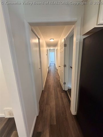 11186 Elk River Road N, Clendenin, WV 25045