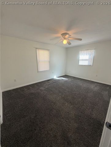 11186 Elk River Road N, Clendenin, WV 25045