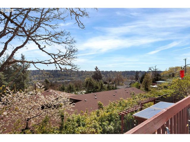 4731 RIVERVIEW Ave, West Linn, OR 97068