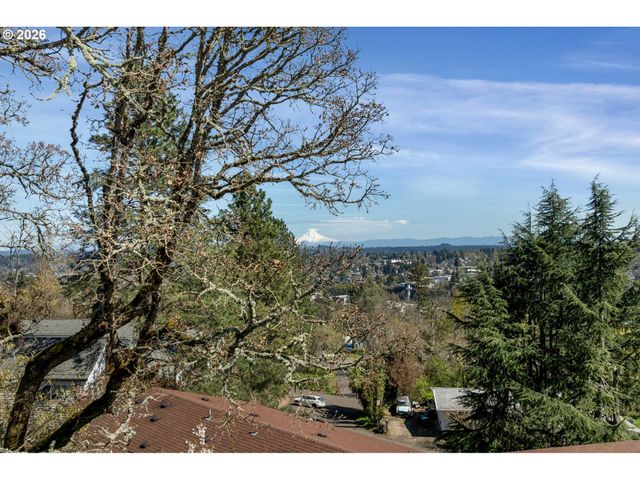 4731 RIVERVIEW Ave, West Linn, OR 97068