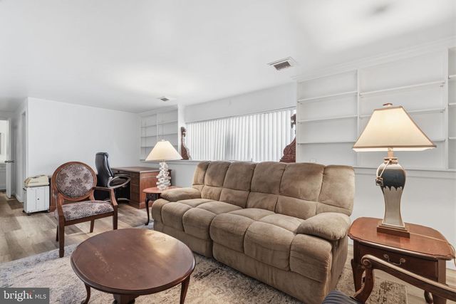 231 CAMBRIA AVE, Bensalem, PA 19020