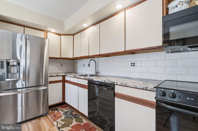 231 CAMBRIA AVE, Bensalem, PA 19020
