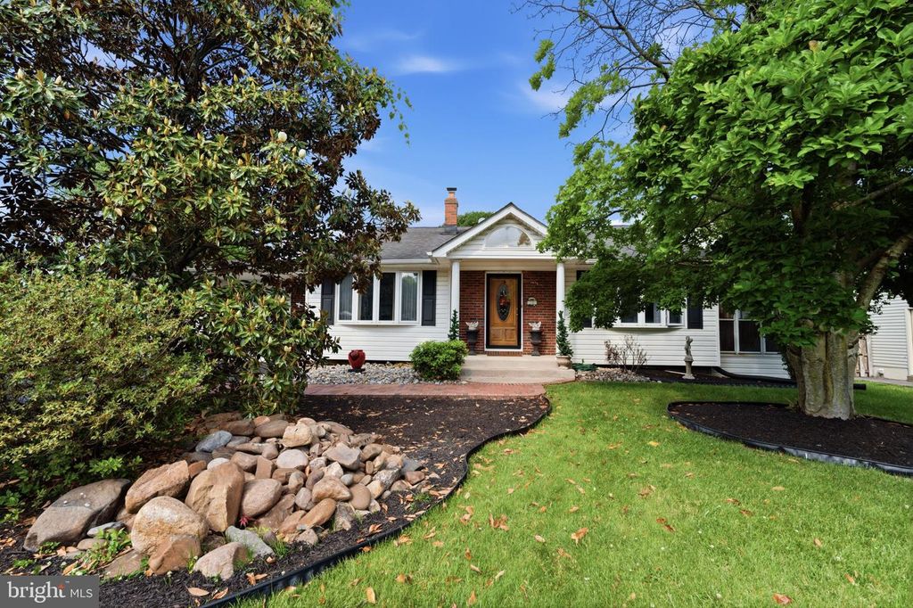 231 CAMBRIA AVE, Bensalem, PA 19020