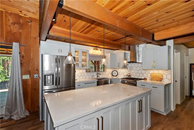 150 Lodgepole, Big Bear Lake, CA 92315