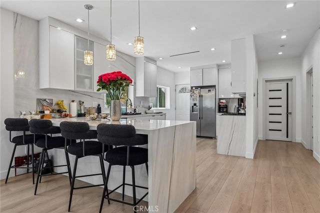 4432 Melbourne Avenue, Los Angeles, CA 90027