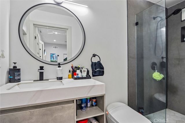 4432 Melbourne Avenue, Los Angeles, CA 90027