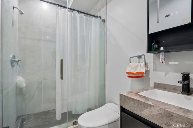 4432 Melbourne Avenue, Los Angeles, CA 90027