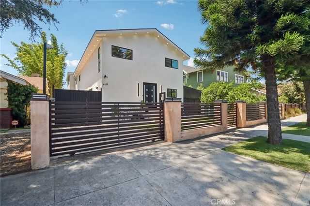 4432 Melbourne Avenue, Los Angeles, CA 90027