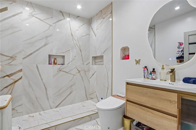 4432 Melbourne Avenue, Los Angeles, CA 90027