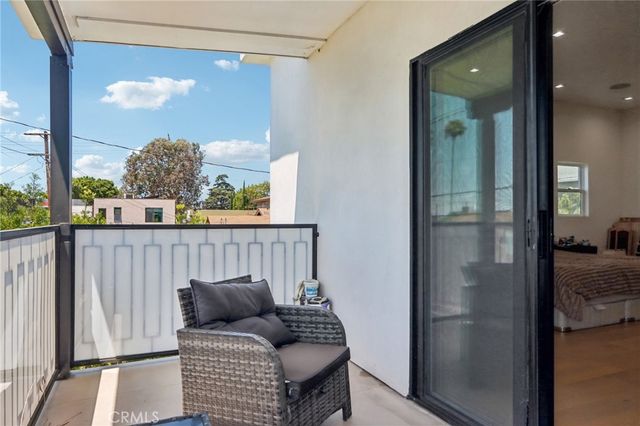 4432 Melbourne Avenue, Los Angeles, CA 90027